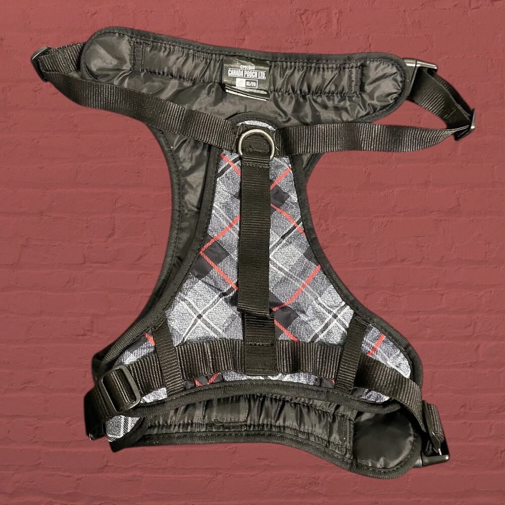 Canada Pooch XL Gray Plaid Dog Harness Water Resistant No Pull Pup Safety Vest